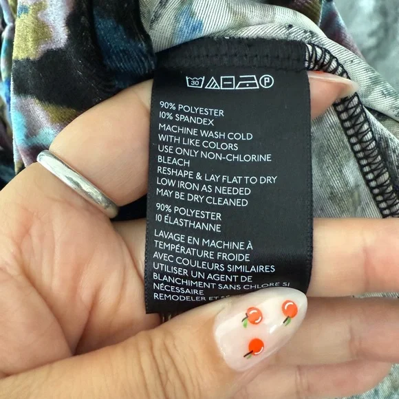 Urban Outfitters | Romantic Velvet Romper - Picture 5 of 9